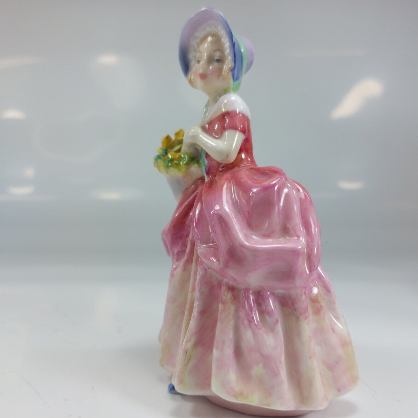 Royal Doulton 'Cissie' HN1801 Rare Porcelain Figurine - Vintage Collectible