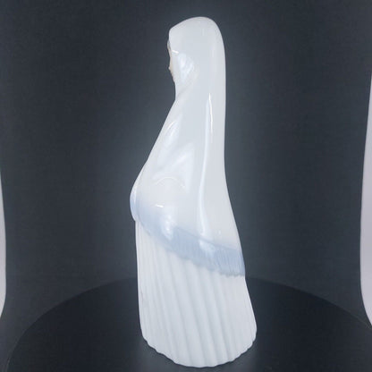 Miquel Requena Nun Figurine Pristine White Porcelain -6.5" -Collectible -damaged