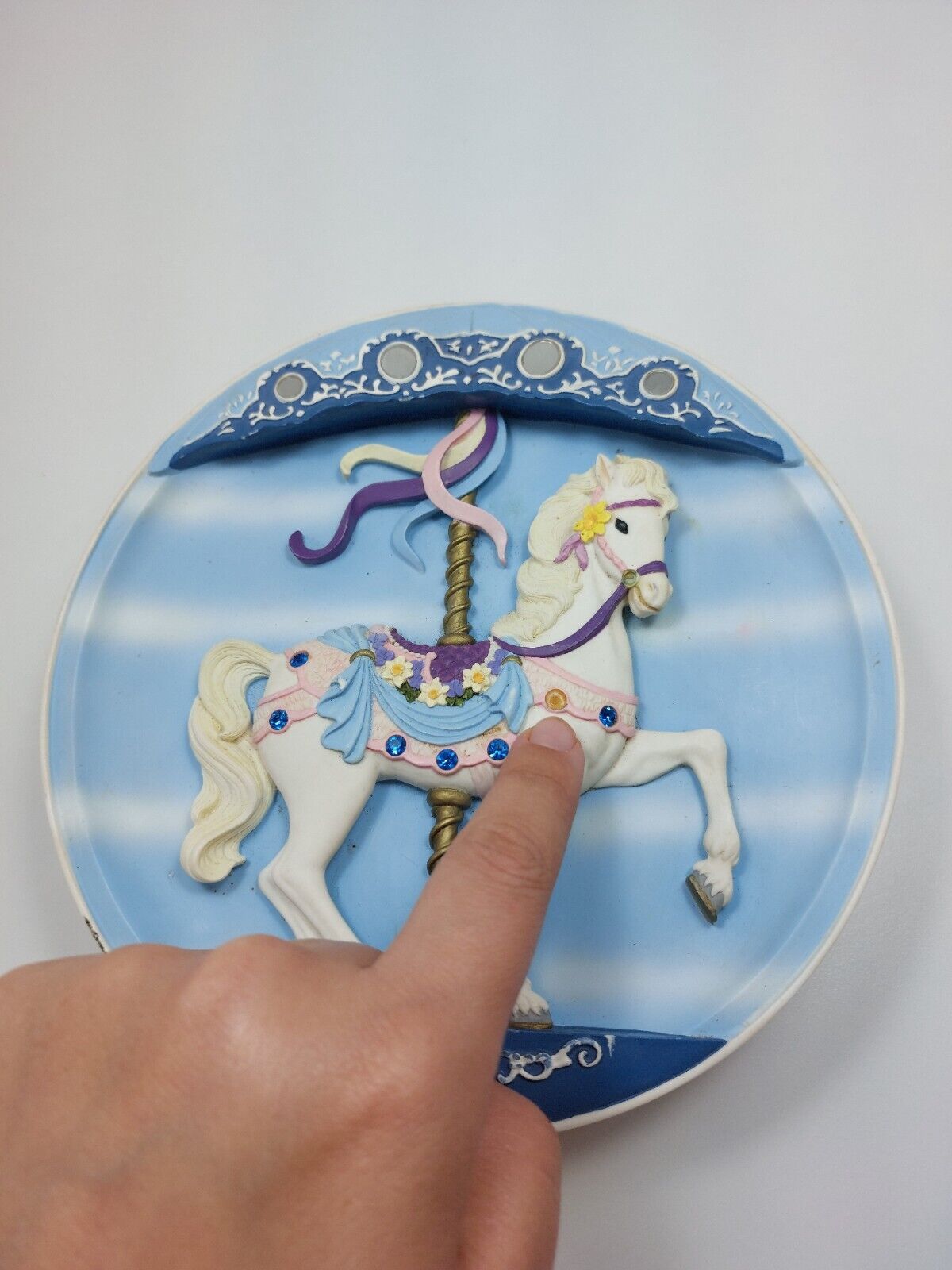 Bradex 1992 Musical Carousel Horse Plate "Sweet Standish"