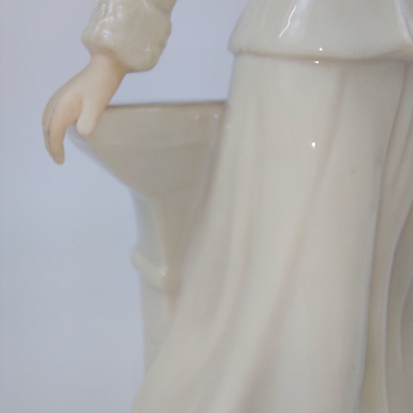 The Regal Collection 'Natalie' Porcelain Figurine  (P121) - 10"