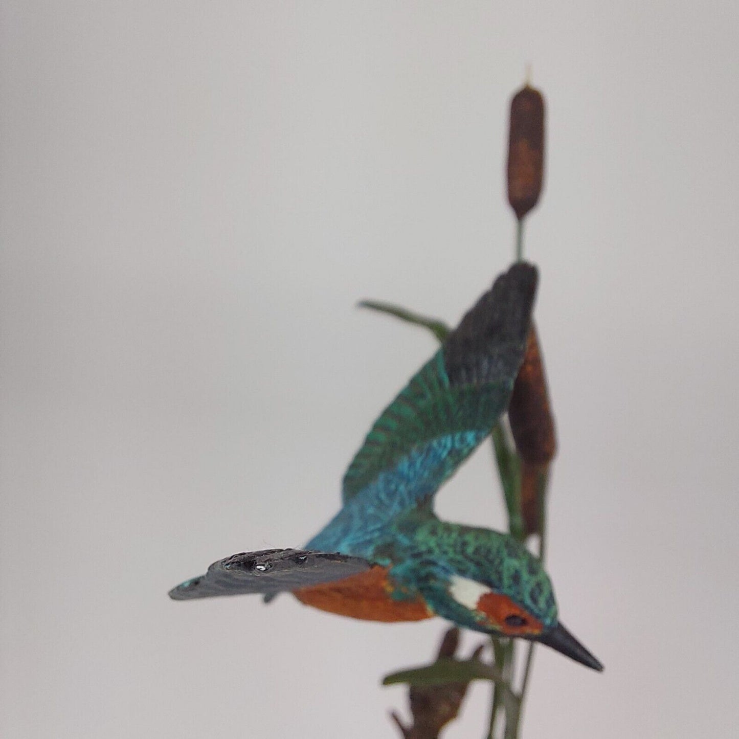 Limited Edition Kingfisher Sculpture, Signed by the artist,The Merlin Collection