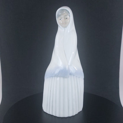 Miquel Requena Nun Figurine Pristine White Porcelain -6.5" -Collectible -damaged