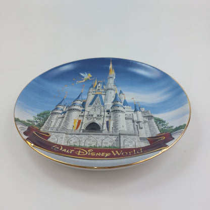 Walt Disney World Cinderella Castle 3D Collectible 9" Decorative Plate