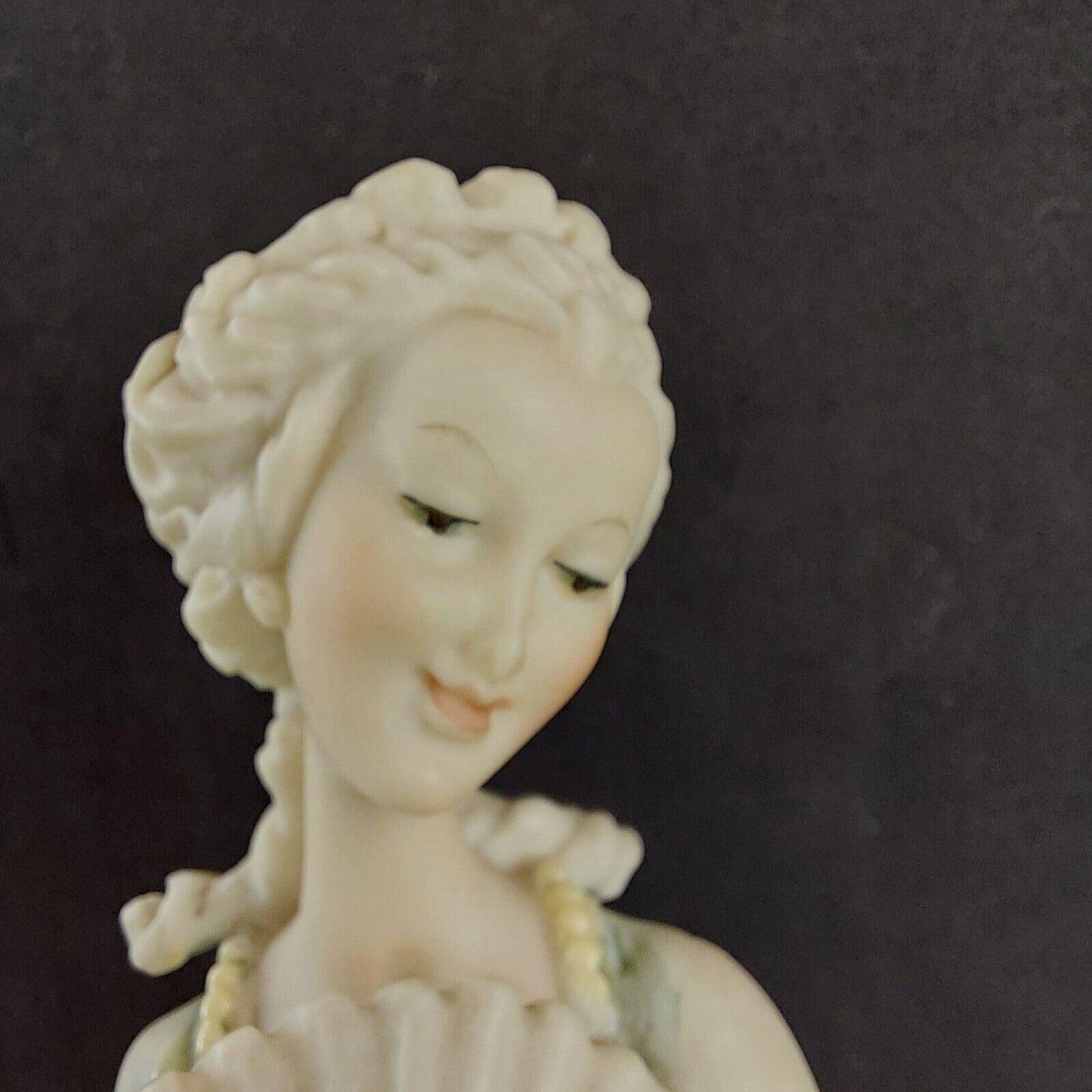 Giuseppe Armani Figurine Elegant Lady with Fan, Porcelain, 18 Inches,Collectible