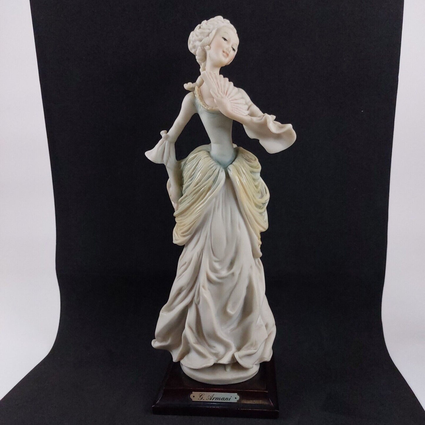 Giuseppe Armani Figurine Elegant Lady with Fan, Porcelain, 18 Inches,Collectible