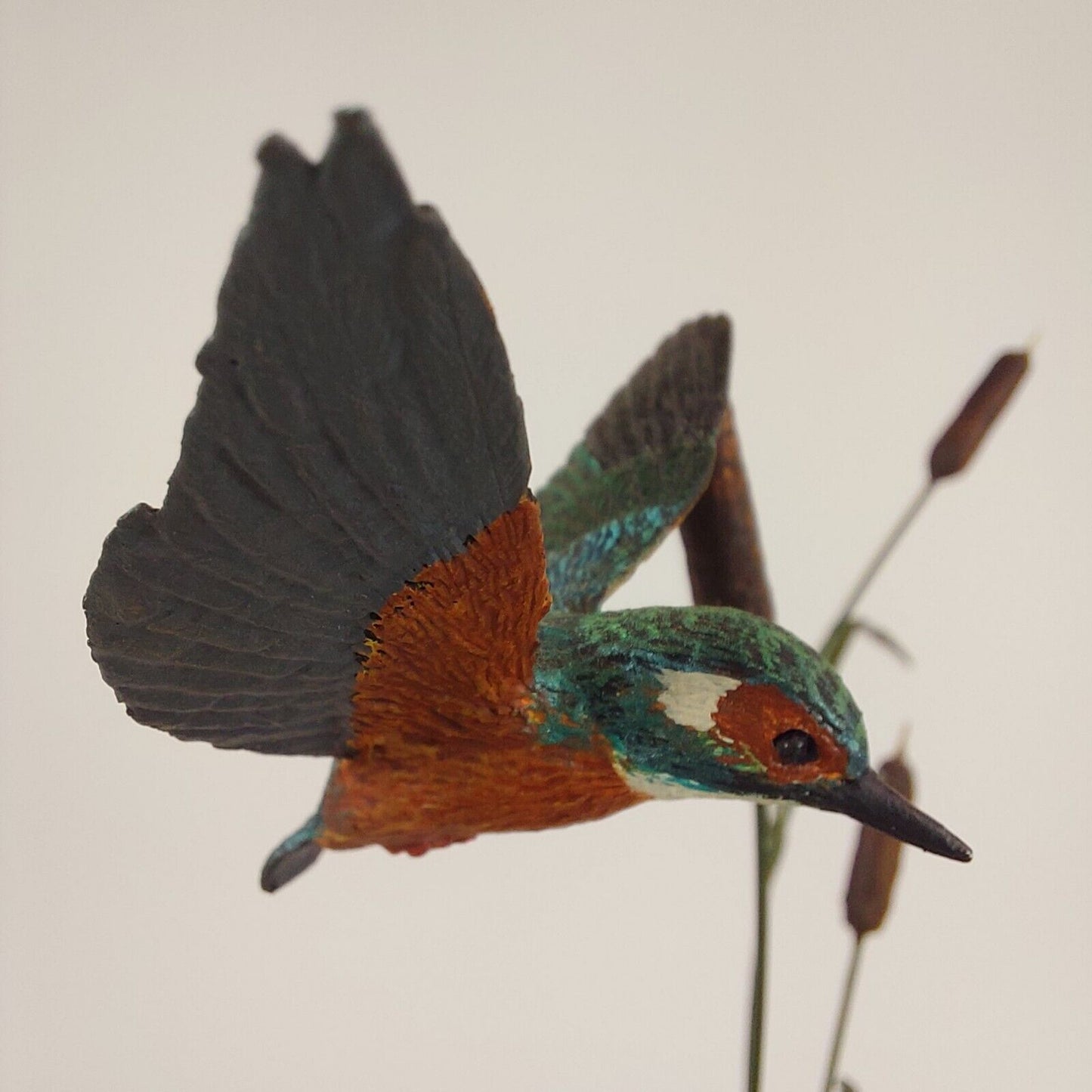 Limited Edition Kingfisher Sculpture, Signed by the artist,The Merlin Collection