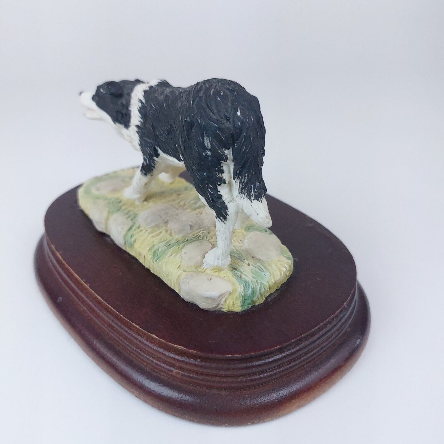 Leonardo Collection Border Collie Figurine - 1993 Collectable Figurine