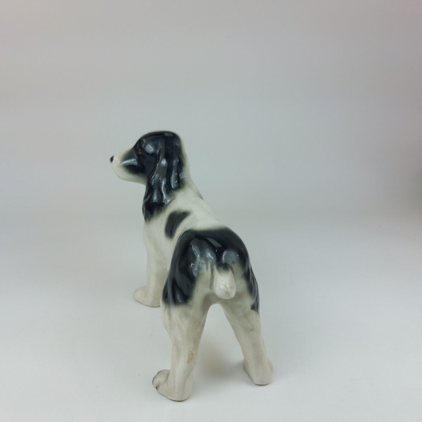 Vintage 1970's Wade Ceramics England Basset Hound Figurine Collectible 5.25 Inch