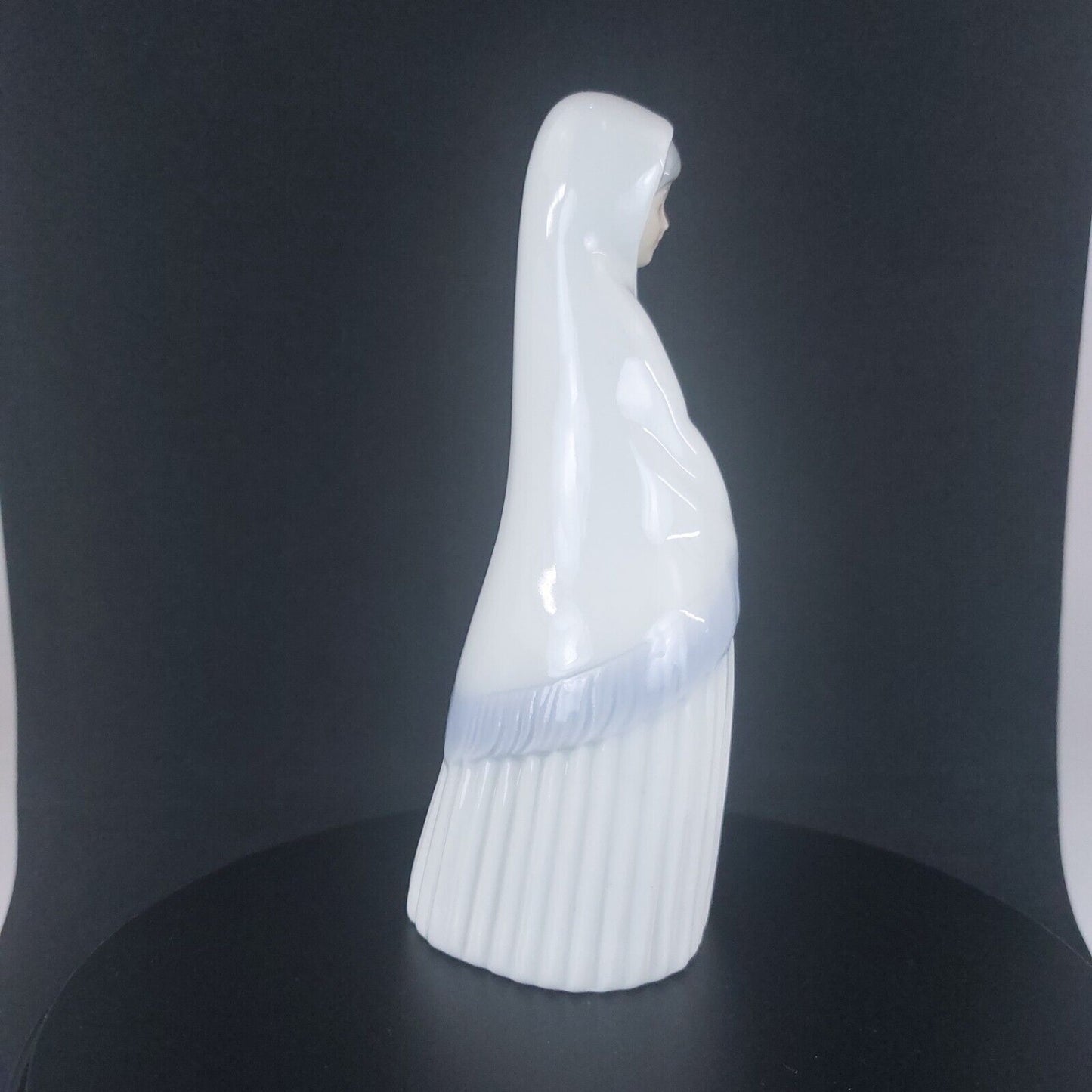 Miquel Requena Nun Figurine Pristine White Porcelain -6.5" -Collectible -damaged