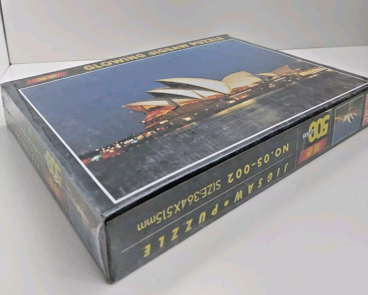 ACME Glowing Jigsaw Puzzle - Sydney Opera House - 500 Pieces