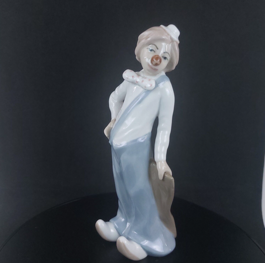 Casades Clown with Bag Porcelain Figurine- Collectible Spain 6 Inc