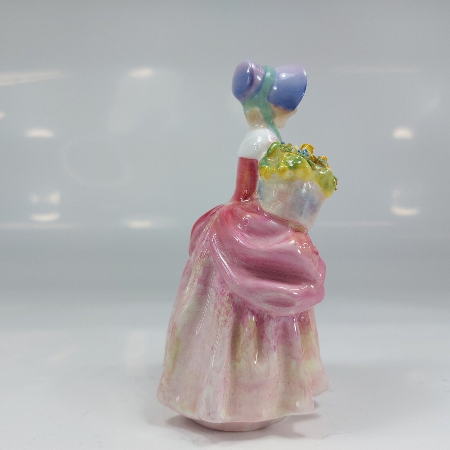 Royal Doulton 'Cissie' HN1801 Rare Porcelain Figurine - Vintage Collectible