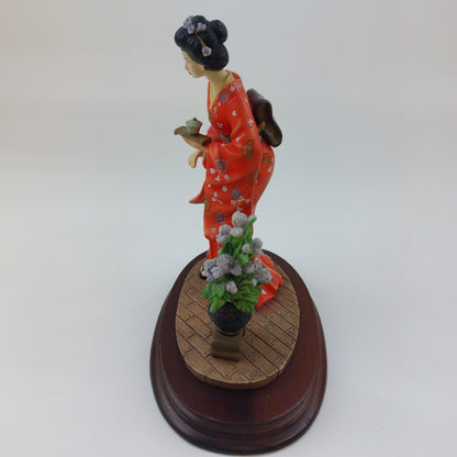 The Leonardo Collection RARE Geisha Figurine 1995 Red Kimono Collectible