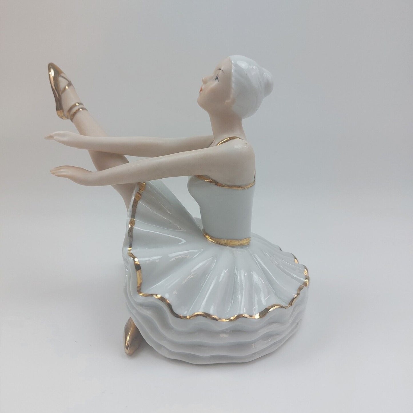 Pair of Vintage Porcelain Ballerina Figurines - Lavender & White/Gold