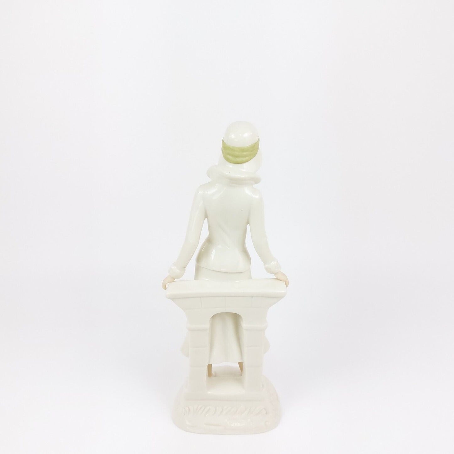 The Regal Collection 'Natalie' Porcelain Figurine  (P121) - 10"