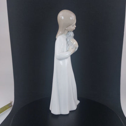 Zaphir Girl Figurine Holding Dove - Porcelain Spain- Collectible 19 cm