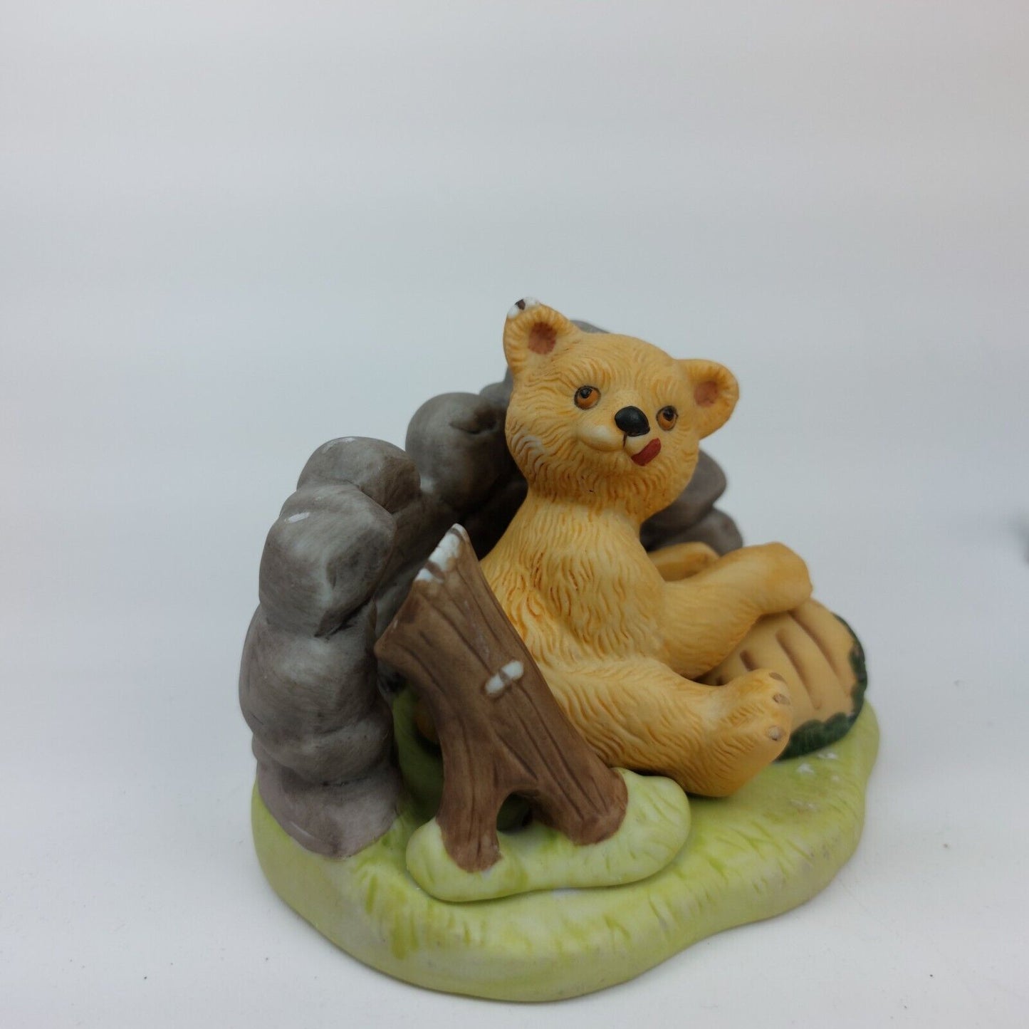 Franklin Porcelain Handpainted Fine Porcelain Bear, Woodland Surprises 1984