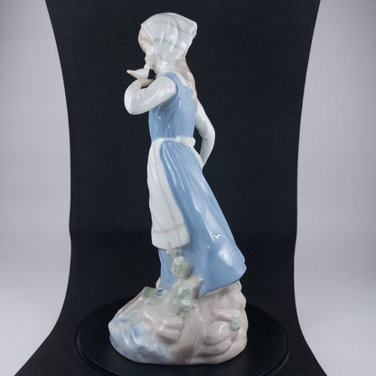 Rare Nadal Porcelain Lady with Basket & Bird Figurine, 28 cm - Very Good