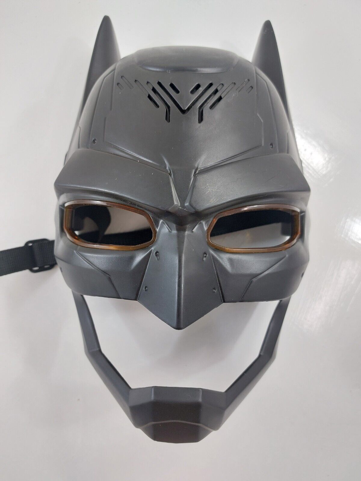 Batman Voice-Changer Mask with Light-Up Eyes - Dark Grey