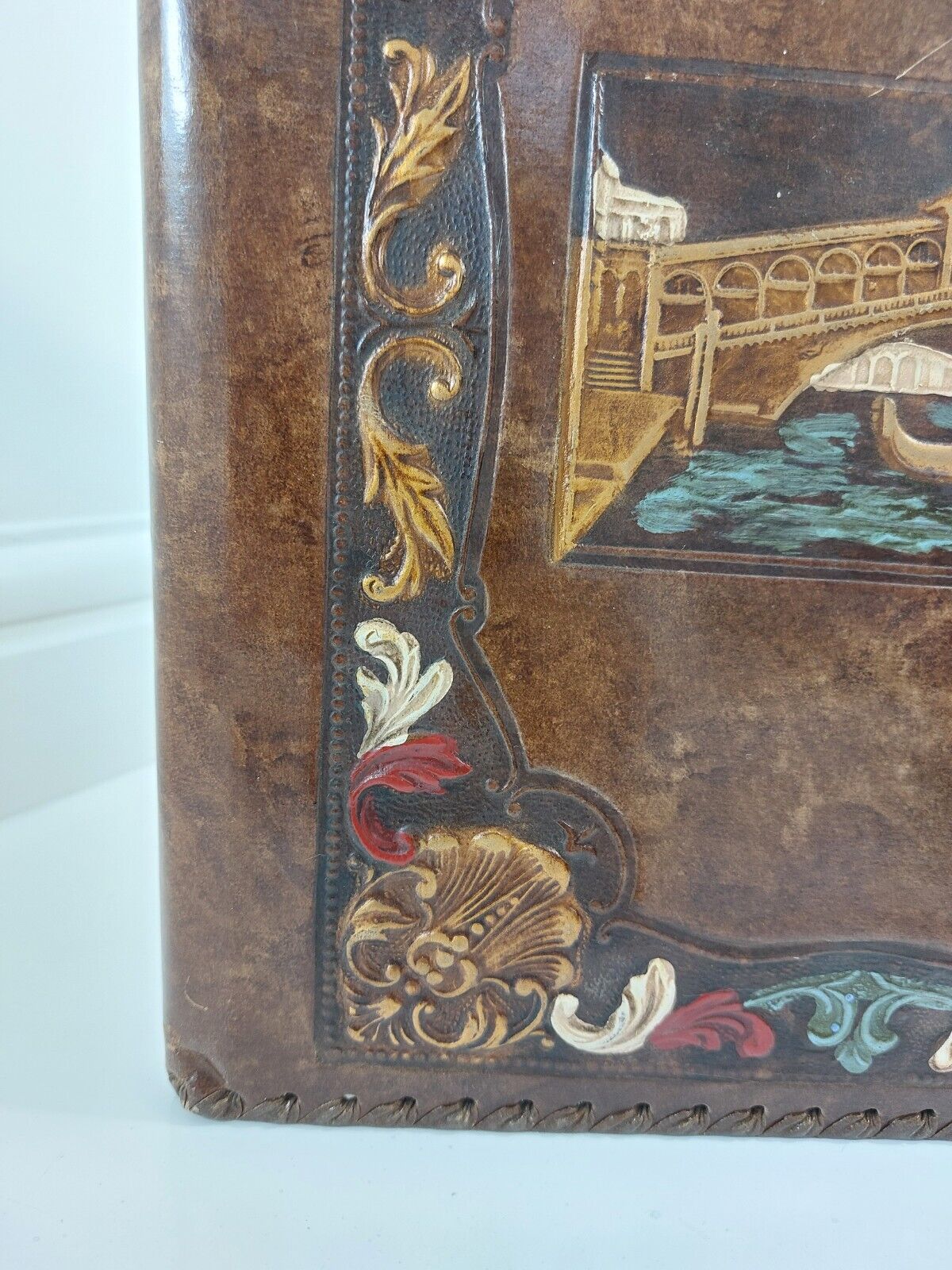 Hand-Painted Photography Embossed Leather Photo Album - Handmade Vintage Venice