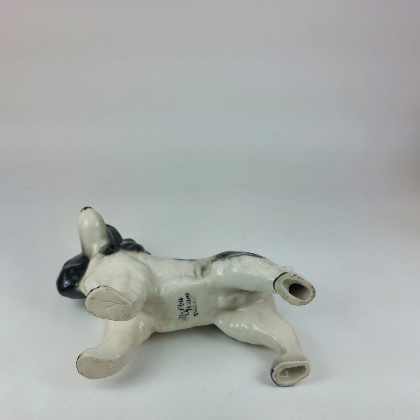 Vintage 1970's Wade Ceramics England Basset Hound Figurine Collectible 5.25 Inch