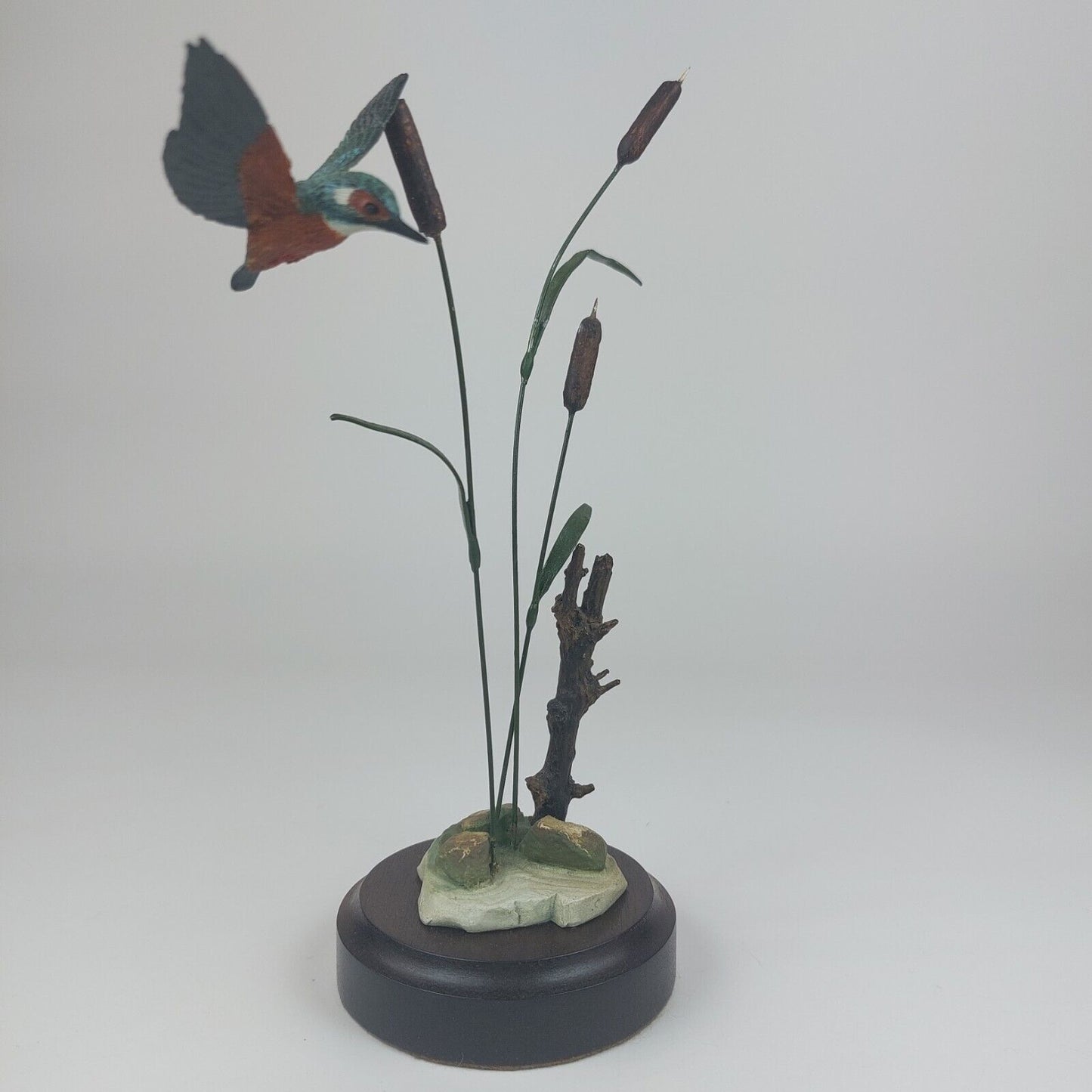 Limited Edition Kingfisher Sculpture, Signed by the artist,The Merlin Collection