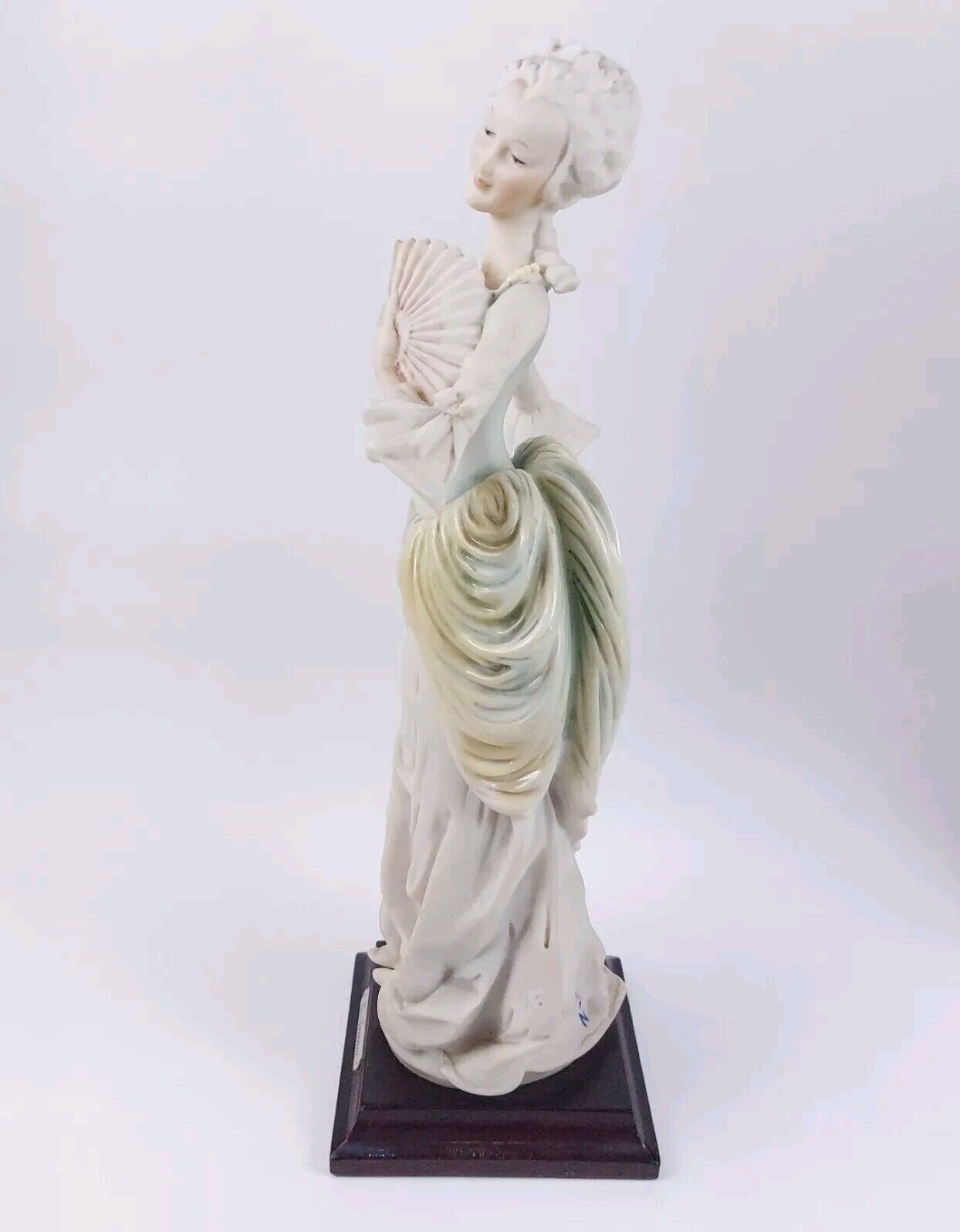 Giuseppe Armani Figurine Elegant Lady with Fan, Porcelain, 18 Inches,Collectible