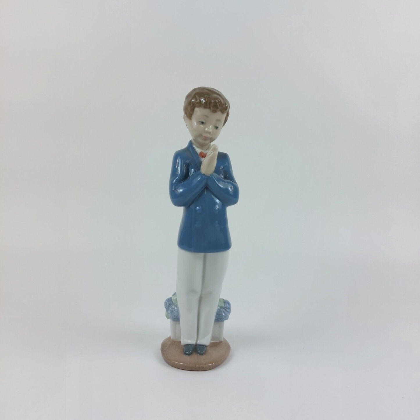 NAO handmade In Spain By Lladro DAISA 2000 Man In Blue Jacket Porcelain Figurine