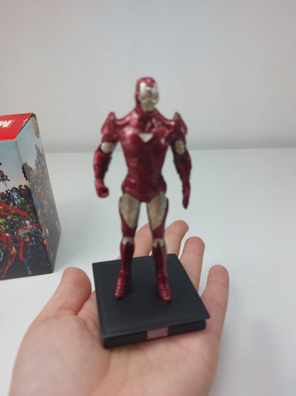 Marvel Iron Man Collectible Figurine 2017 Red Armor Display Base Good Condition