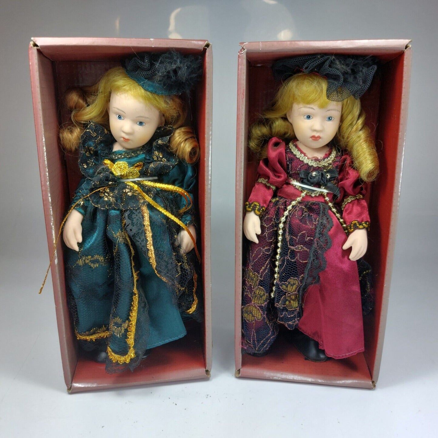 2 Dolls Full Body Porcelain Doll, Original Box, Articles Handmade Victorian Doll