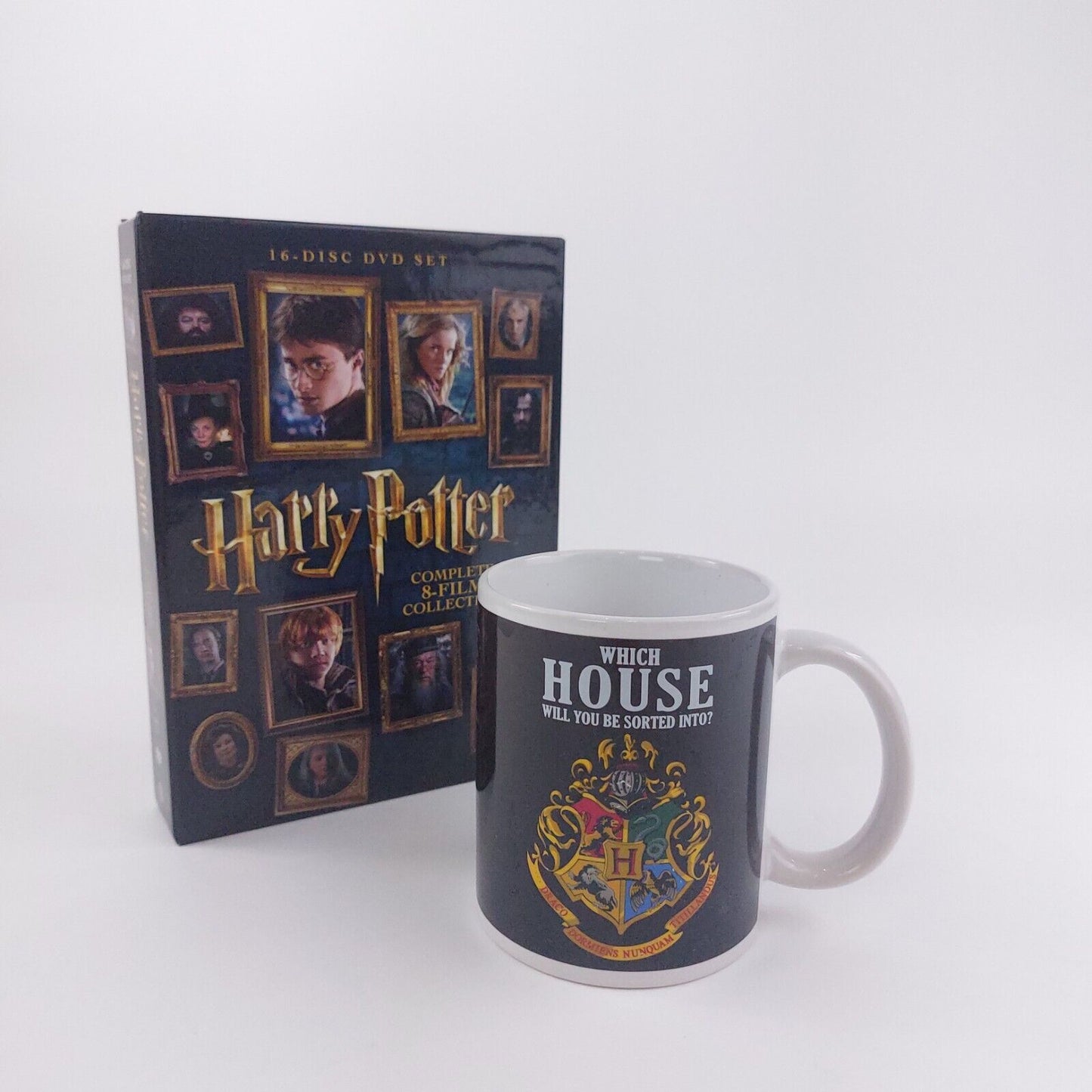 Harry Potter Complete 8Film Collection DVD Set & Heat Color-Changing Collectible