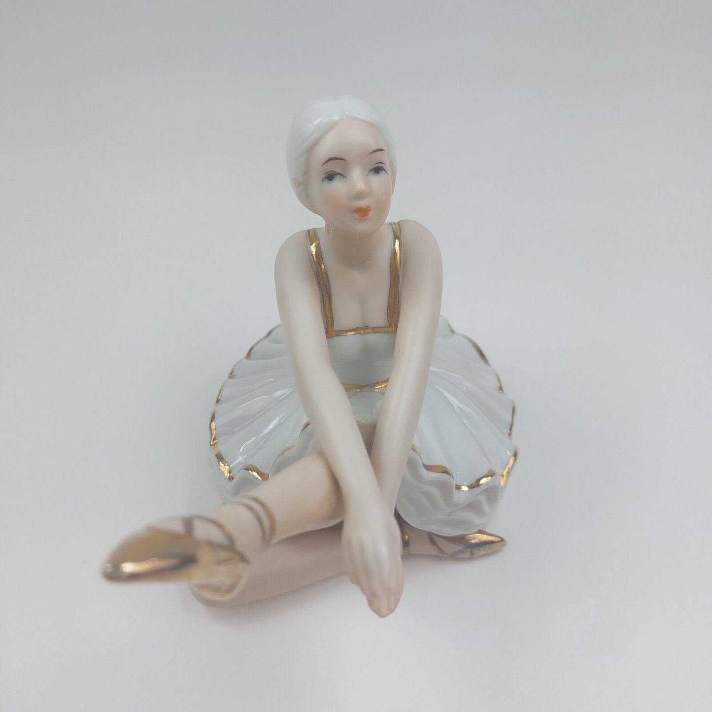 Pair of Vintage Porcelain Ballerina Figurines - Lavender & White/Gold