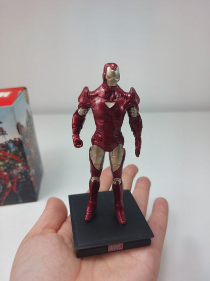 Marvel Iron Man Collectible Figurine 2017 Red Armor Display Base Good Condition