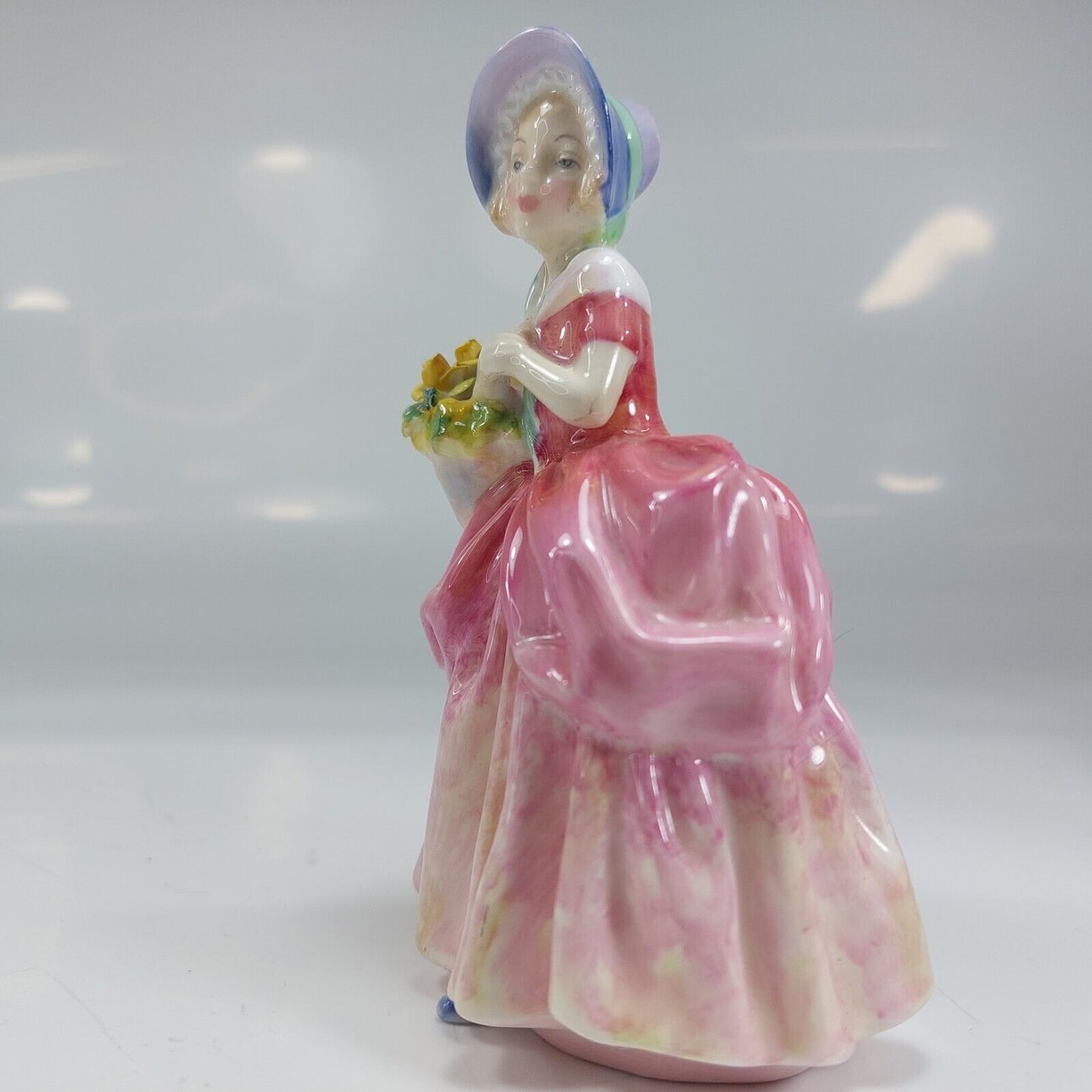 Royal Doulton 'Cissie' HN1801 Rare Porcelain Figurine - Vintage Collectible