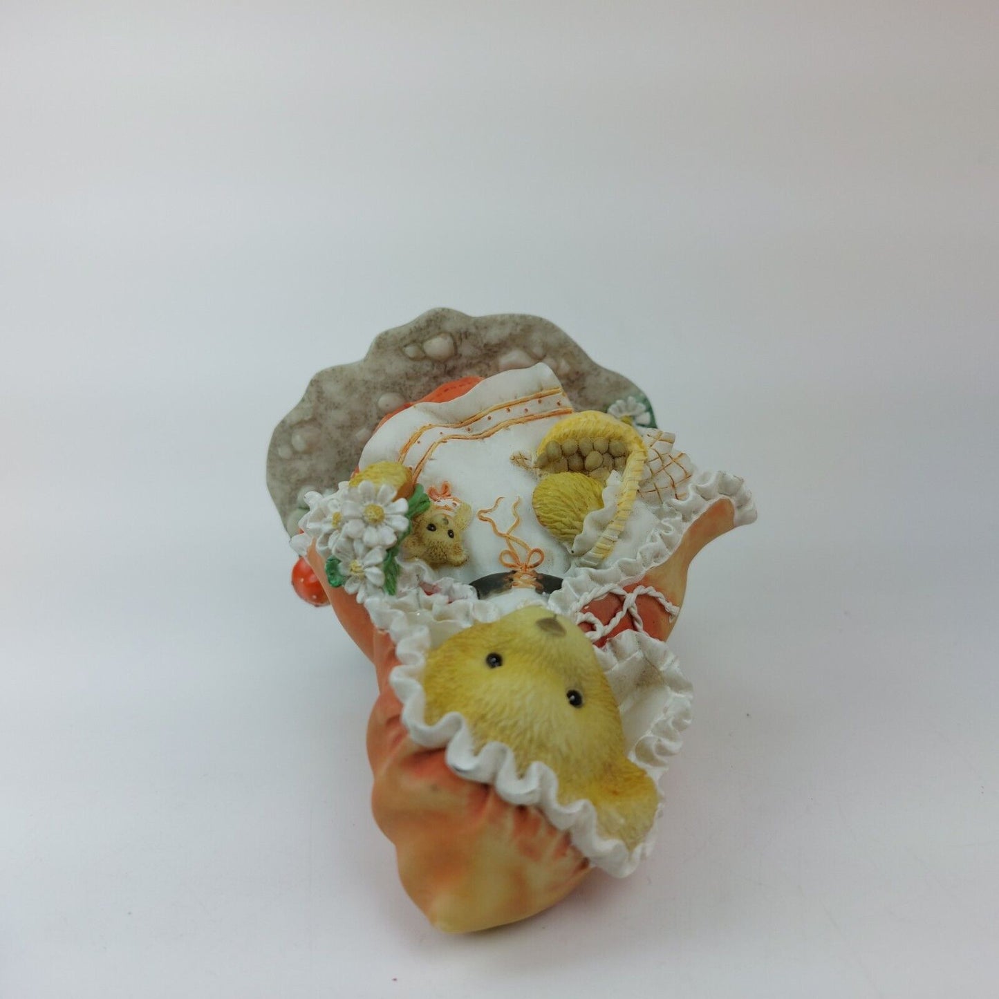 Cherished Teddies "Lois" Vintage 1997 "To Grandmother's House We Go" 1997