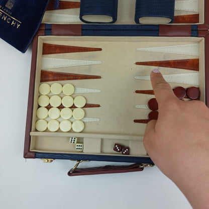 Backgammon In Leather Box Exculusive Made In Taiwan, See The Pics!