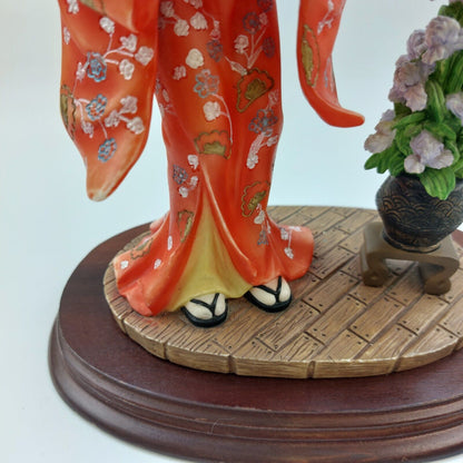 The Leonardo Collection RARE Geisha Figurine 1995 Red Kimono Collectible