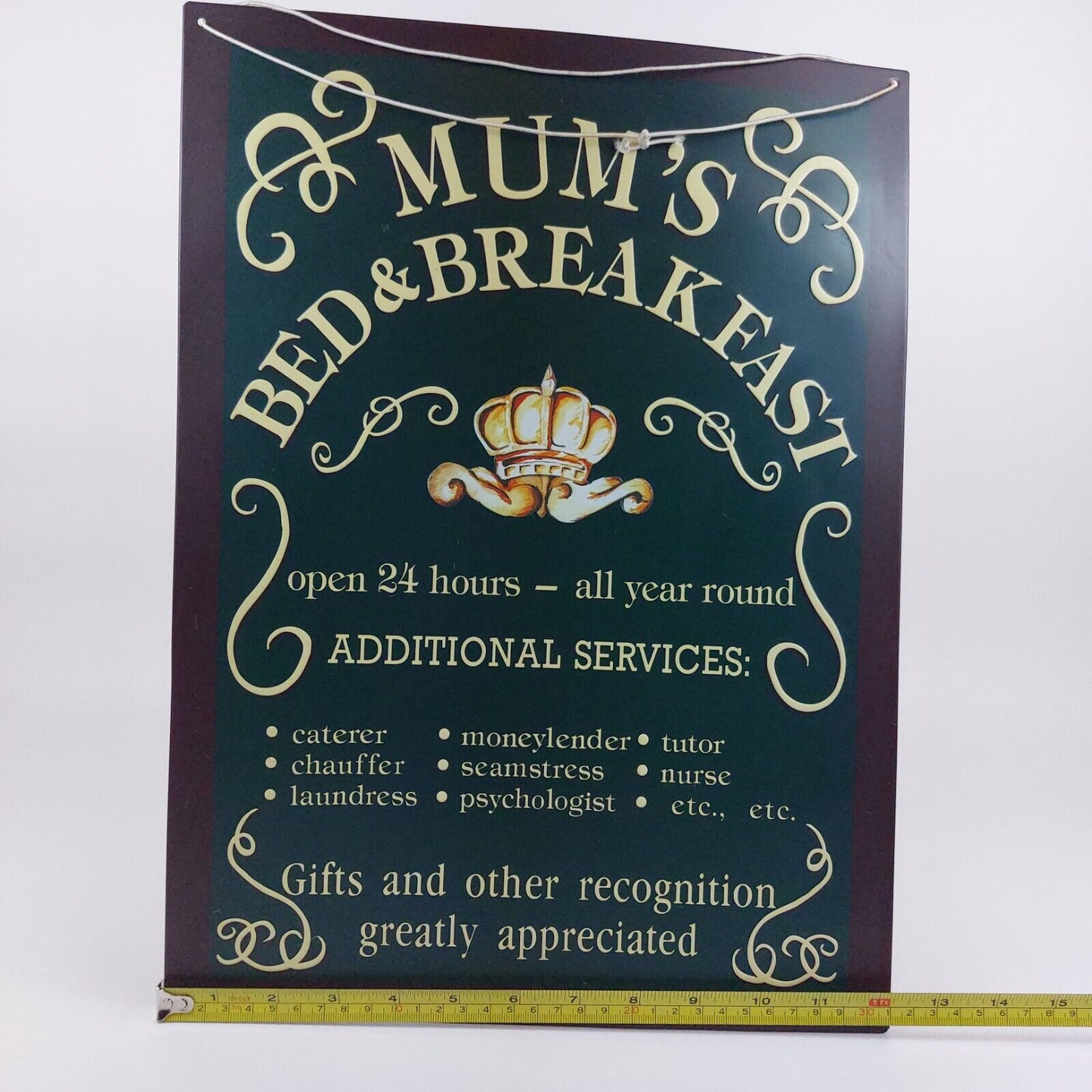 Decorative Metal Sign "Mum's Bed & Breakfast" - Humorous and Charming Home Decor