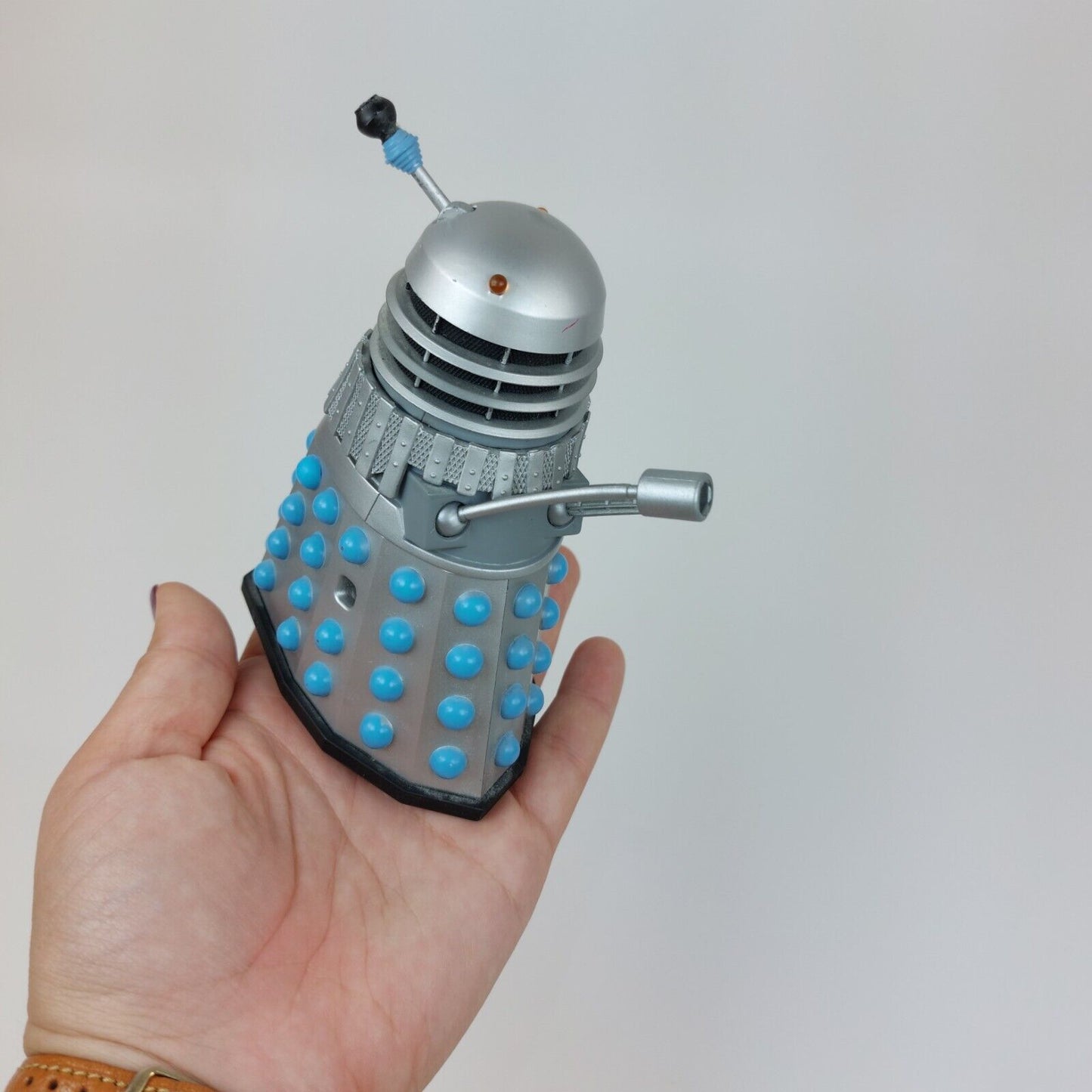 Doctor Who Classic Dalek Figure -1963 Design Silver/Blue 5.5" - BBC Missing Part