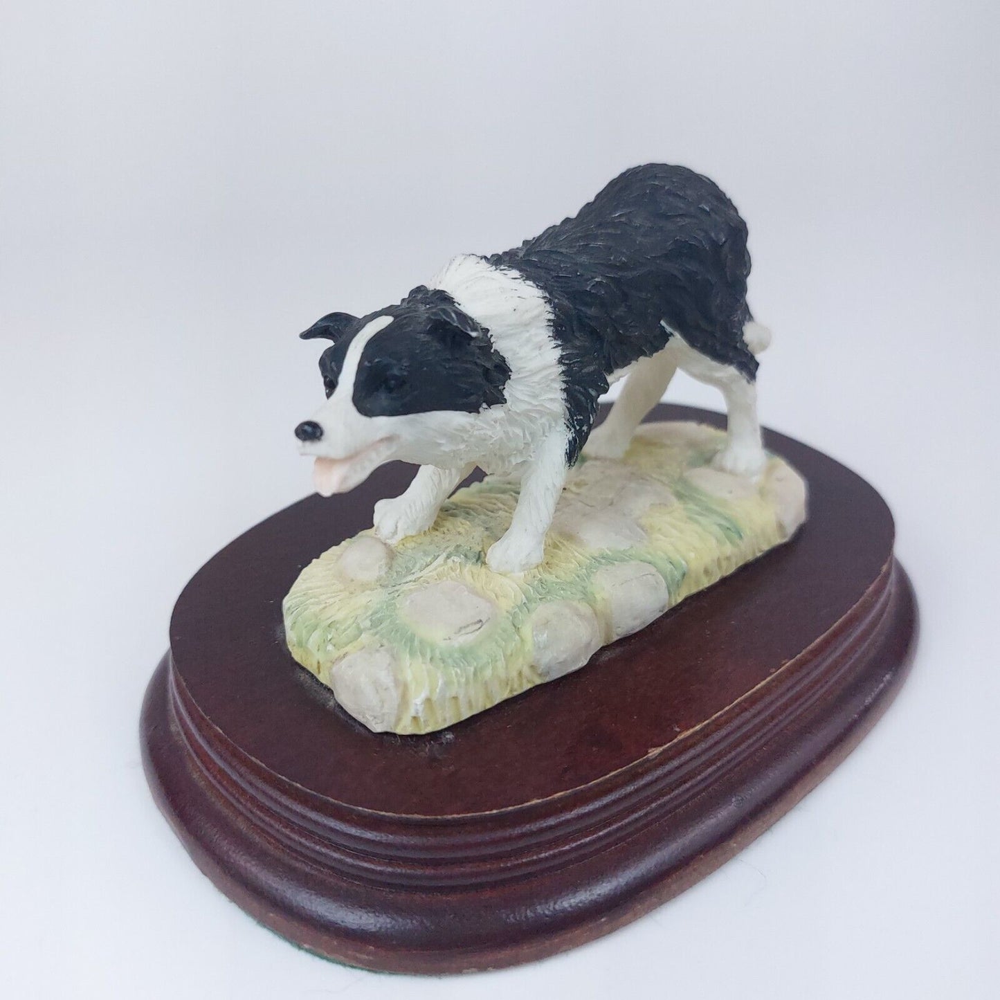 Leonardo Collection Border Collie Figurine - 1993 Collectable Figurine