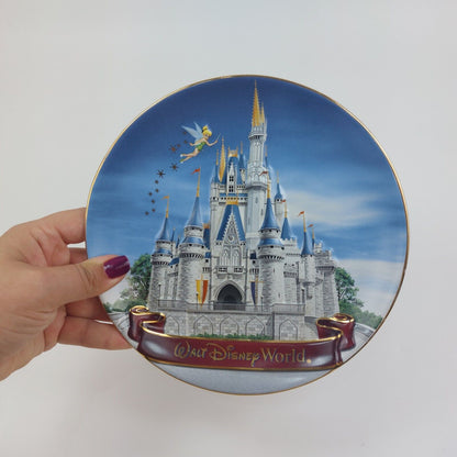 Walt Disney World Cinderella Castle 3D Collectible 9" Decorative Plate