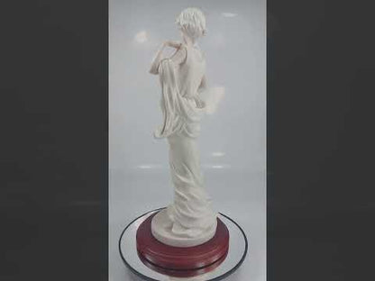 Elegant Lady Figurine with Pearl Necklace - Vintage Collectible Sculpture